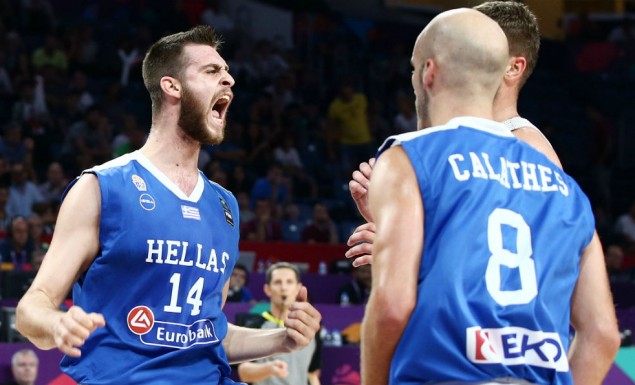 Αυτή είναι η «επίσημη αγαπημένη»!Η Ελλάδα πήρε πανηγυρική πρόκριση στους 8 του Eurobasket